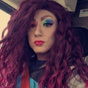 Meet your Posher, Mackenzie